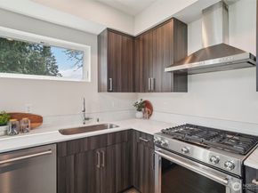9032 14th Avenue NW D, Seattle WA 98117