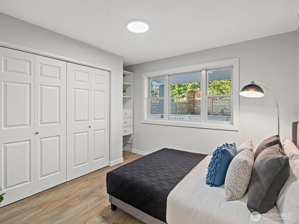 4853 42nd Avenue SW, Seattle WA 98116