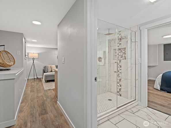 4853 42nd Avenue SW, Seattle WA 98116