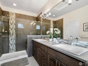935 7th Avenue NE 17.3, Issaquah WA 98029