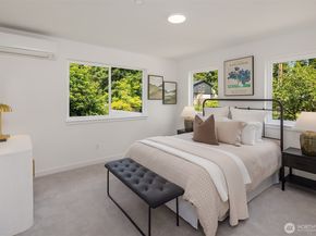 11123 105th Avenue NE, Kirkland WA 98033