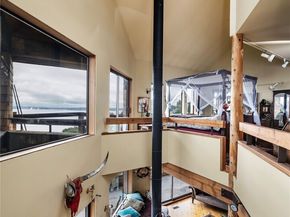 4722 53rd Avenue SW, Seattle WA 98116