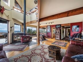 4722 53rd Avenue SW, Seattle WA 98116