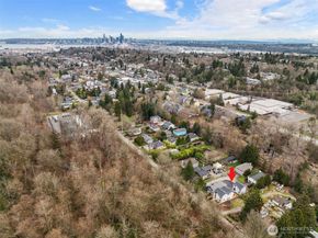 5984 26th Avenue SW C, Seattle WA 98106