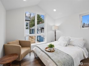 5984 26th Avenue SW C, Seattle WA 98106