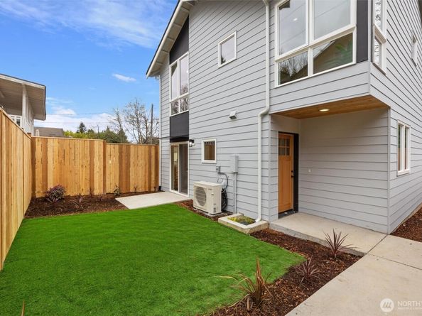 5984 26th Avenue SW C, Seattle WA 98106
