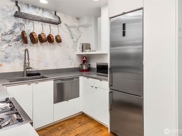 866 NE 96th Street, Seattle WA 98115