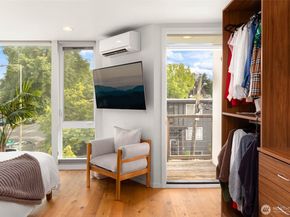 866 NE 96th Street, Seattle WA 98115