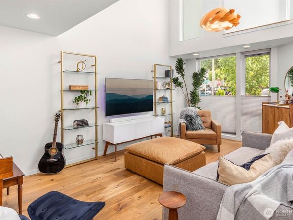 866 NE 96th Street, Seattle WA 98115