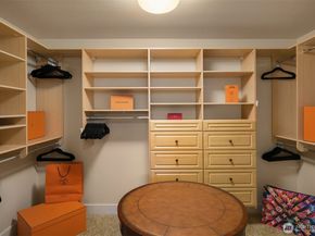 16 Enatai Drive, Bellevue WA 98004