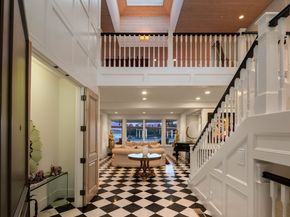 16 Enatai Drive, Bellevue WA 98004
