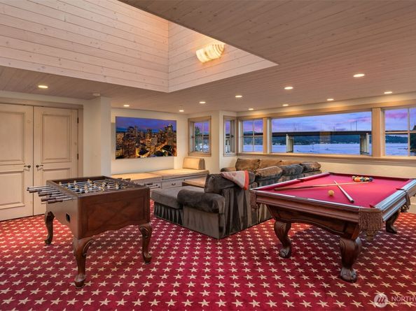 16 Enatai Drive, Bellevue WA 98004