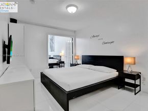 5445 Collins Ave BAY14, Miami Beach FL 33140