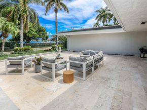 840 S Southlake Dr, Hollywood FL 33019