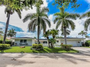 840 S Southlake Dr, Hollywood FL 33019