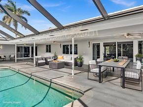 840 S Southlake Dr, Hollywood FL 33019