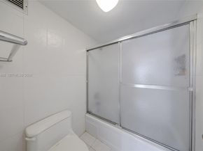600 NE 36th St 421, Miami FL 33137