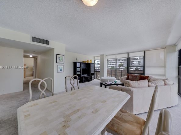 600 NE 36th St 421, Miami FL 33137