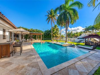 1070 Belle Meade Island Dr
