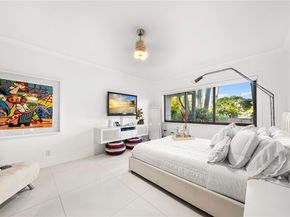 1070 Belle Meade Island Dr, Miami FL 33138