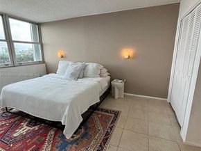 11930 N Bayshore Dr 406, North Miami FL 33181