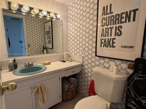 11930 N Bayshore Dr 406, North Miami FL 33181