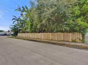 1024 N 24th, Hollywood FL 33020