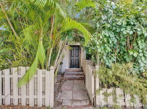 1024 N 24th, Hollywood FL 33020