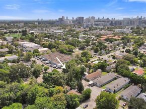 1024 N 24th, Hollywood FL 33020