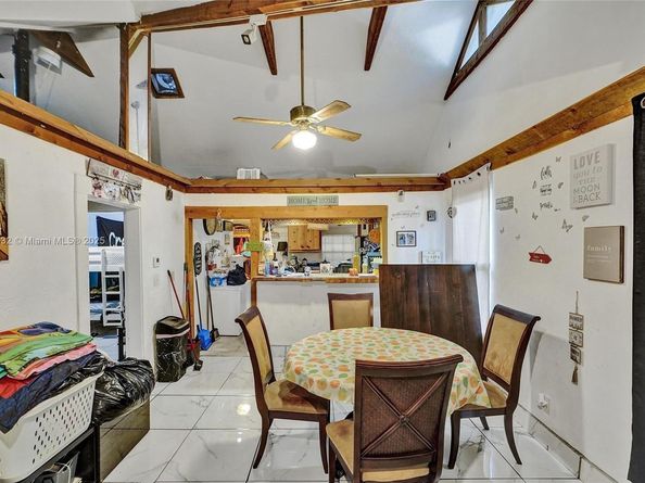 1024 N 24th, Hollywood FL 33020