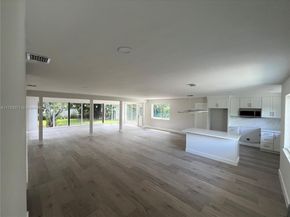 110 NE 132nd St, North Miami FL 33161