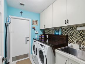 3921 SW 186th Ave, Miramar FL 33029