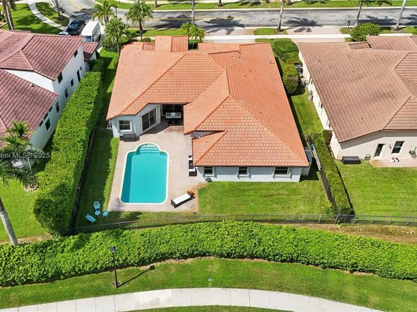 3921 SW 186th Ave, Miramar FL 33029