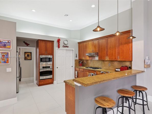 3921 SW 186th Ave, Miramar FL 33029
