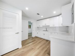 2951 NW 47th St, Miami FL 33142