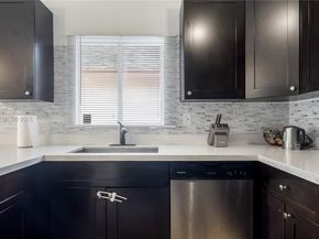 1008 W Jasmine Ln, North Lauderdale FL 33068