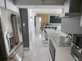 6039 Collins Ave 1402, Miami Beach FL 33140
