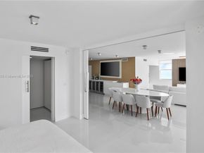 6039 Collins Ave 1402, Miami Beach FL 33140
