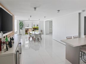 6039 Collins Ave 1402, Miami Beach FL 33140