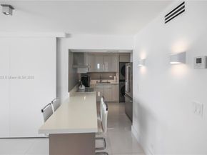6039 Collins Ave 1402, Miami Beach FL 33140
