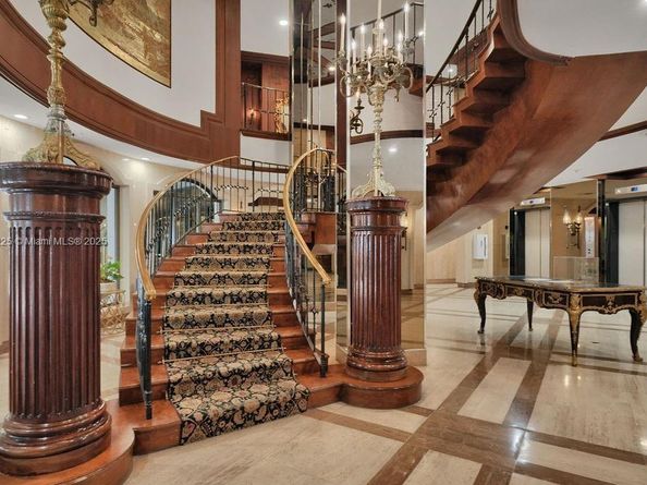 6039 Collins Ave 1402, Miami Beach FL 33140