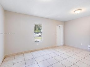 6048 Buchanan St, Hollywood FL 33024