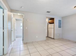 6048 Buchanan St, Hollywood FL 33024