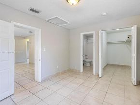 6048 Buchanan St, Hollywood FL 33024