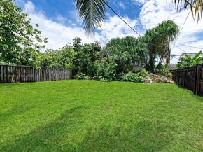 6048 Buchanan St, Hollywood FL 33024
