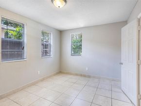 6048 Buchanan St, Hollywood FL 33024