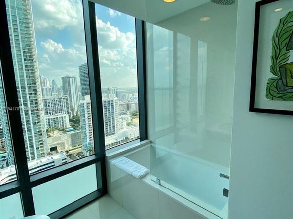 3131 NE 7th Ave 2801, Miami FL 33137