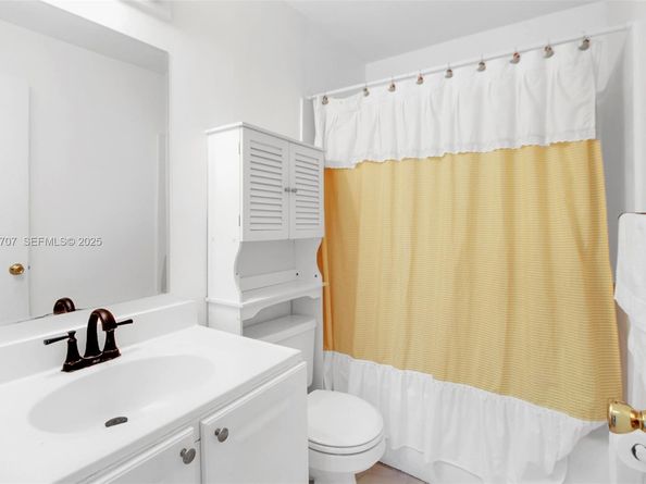 11324 SW 187th Ter, Miami FL 33157