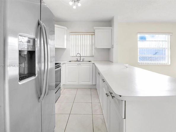 11324 SW 187th Ter, Miami FL 33157