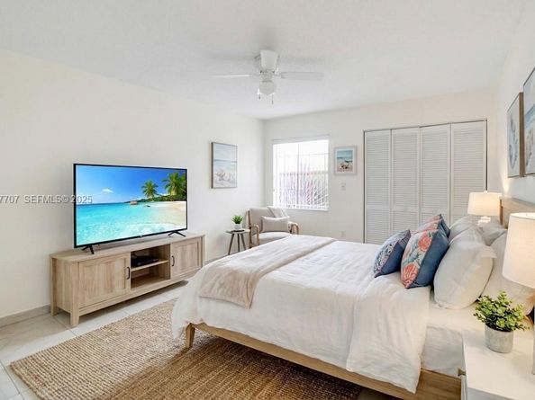 11324 SW 187th Ter, Miami FL 33157